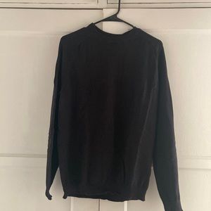 Mens black sweater in good condition.
